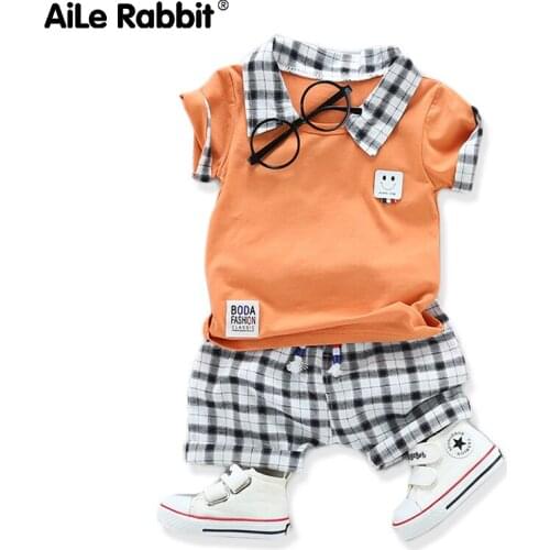 R&Z 2019 Summer New Childrens Clothing Boy Fashion Plaid Collar Short-sleeved Shorts Two-piece Childrens Suit