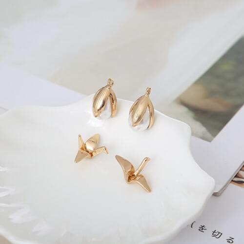 50pcs Gold Color Alloy Material Imitation Pearl Tulip Charm Flying Bird pendant For Earring DIY Wedding Handmade Jewelry Making