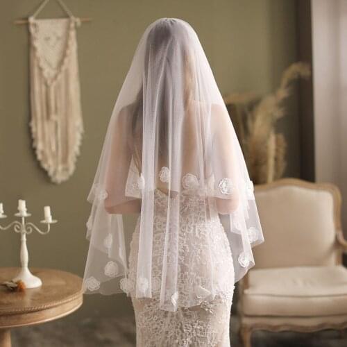 SLBRIDAL Two-Layers White Lace Flower Bridal Veils With Combs Wedding Veils Wedding Wear Accessories For Bride Mariage Women