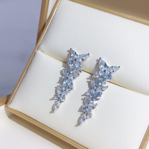 S925 sterling silver shiny ladys ear studs Temperament and simple fashion trend Bestie free shipping gift The high quality