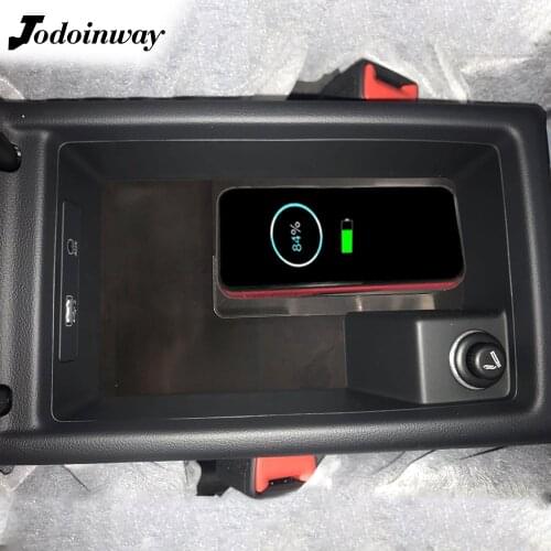 Phone charger for audi A4 A5 2016 2017 2018 car wireless charging case armrest box power adapter for iphone 11 fast charge panel