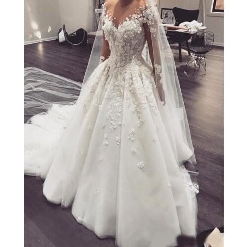 Arabic A Line Wedding Dresses Long Sleeves Lace Appliques 3D Flowers Beaded Plus SizeTulle Bridal Gowns vestido de