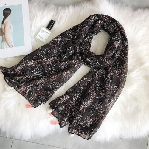 2018 Fashion Leaf Pattern Tassel Scarf Shawls Flower Print Tassel Muffler Wraps Hijabs 10pcs/Lot