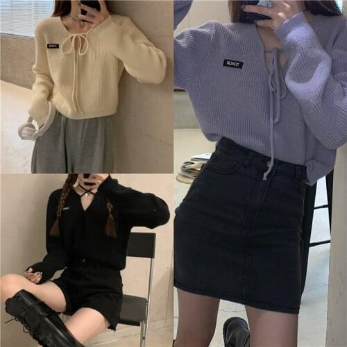 Fashion V-neck Solid Color Pullover Letter Printing Cropped Top Women Lace-up Knitted Long Sleeved Sweater