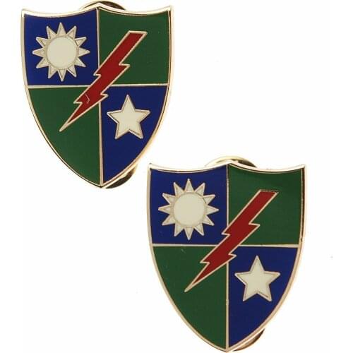 Pair Of Us Army 75th Ranger Regiment Metal Emblems Pin Badge INSIGNIA