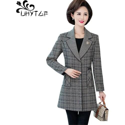 UHYTGF Women windbreaker fashion single-breasted plaid autumn trench coat lapel Slim Casual Plus Size top chamarras de mujer 639