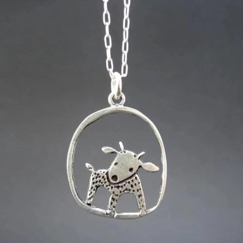 Simple Silver Color Goat Pendant Necklace Charm Chain Necklaces for Girl Boy Party Biker Women Jewelry Fashion Accessories