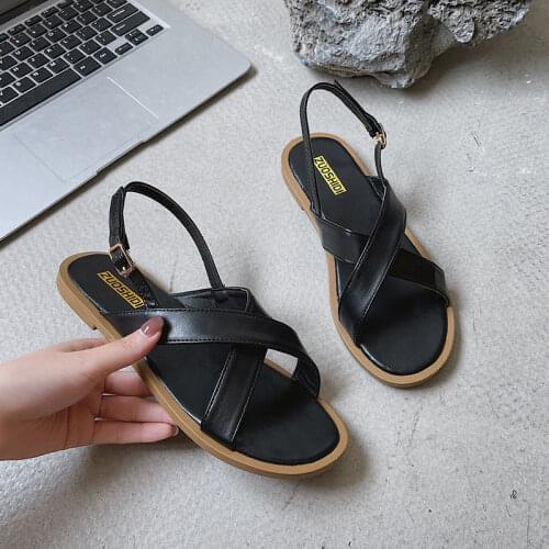 2021 Womens Sandals Wild Thick Bottom Slippers Cross Sandals Casual Wild College Wind Non-slip Beach Sandals Women Summer