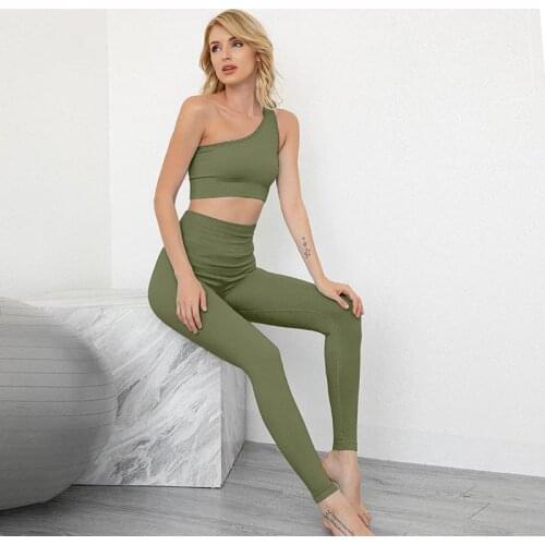 Seamless Yoga Suit Women Fitness Set One Shoulder Bra and Yoga Pants Fitness Clothing Women Workout Set