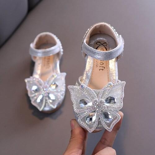 Girls Princess Shoes 2021 Spring Summer New Kids Pearl Rhinestone Sandals Wedding Party Crystal Show Girls Shoes E469