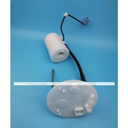 Quality Fuel Filter 15100-63J20 Fits For Suzuki Swift 1.5L 05-11 Parts