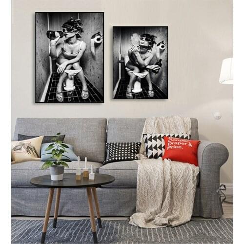 And White Canvas Paintings On the Wall Art Pictures Cuadro Sexy Girl Sits in a Toilet Nordic Canvas Art Posters And Prints Black