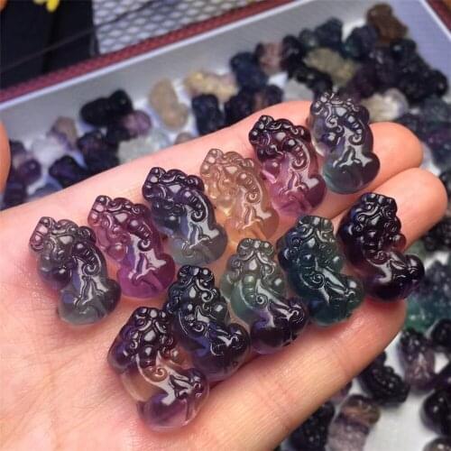 Natural Stone Rainbow Fluorite Mythical Wild Animal Pixiu Crystal Carved Figurine Gift Fashion Jewelry