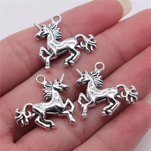 4pcs Lucky Horse Charms Pendant DIY Jewelry Findings Antique Silver Color 22x23mm