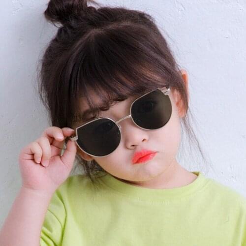 The new personality trimming irregular sunglasses B128 baby fashion glasses to childrens sunglasses manufacturer