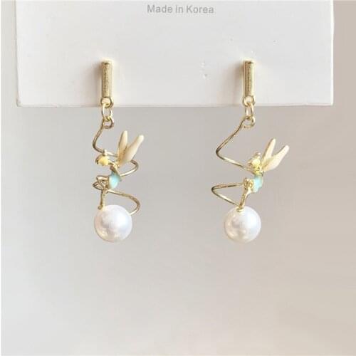 Exquisite dancing elf ring earrings girly temperament imitation pearl earrings creative gift Korean earrings for women