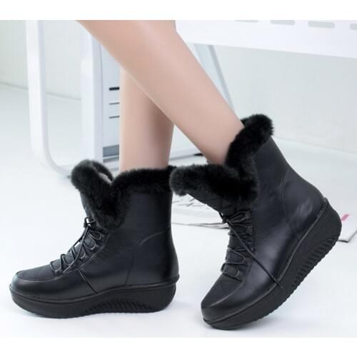 Casual style women winter platform shoes Black plush femmes bottes Comfort synthetic fabrics ladies snow ankle boots Plus size