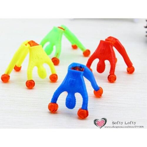 Free shipping 2pcs/lot Super Hero Soft Rubber Climbing Spider Toys Funny Novelty Gag Prank Joke toys party supply kids man gifts