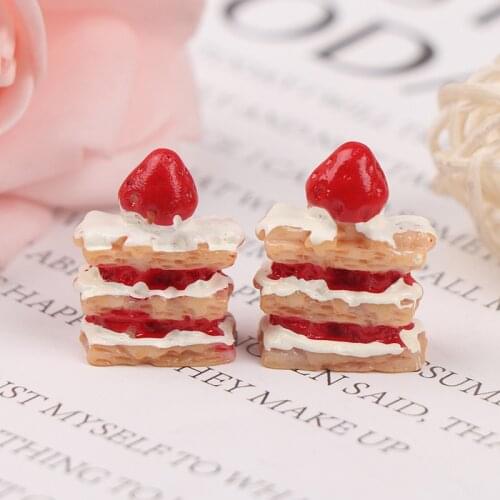 Dollhouse Miniature Accessories 2pcs 1:12 Mini Strawberry Cake Napoleon Cake