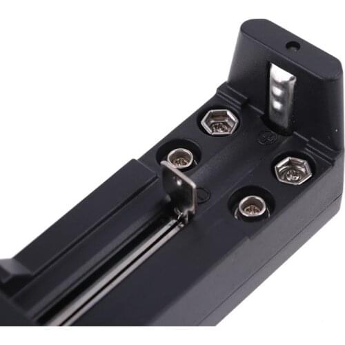 New Black Universal Battery Charger AA AAA Li Ni-Cd NiMH 3.7V 18650 T3EF