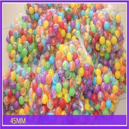 50 PCS/Bag the ball from the capsules with the toys 45mm capsules cover with nice mixed style toys for the automatic toy vendin