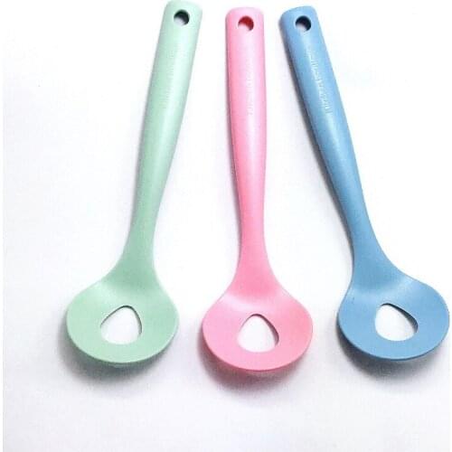 Meatball Making Spoon Plastic Non-Stick Squeezing Kitchen Tool Ball Mold Kitchen Gadget Meat Utensil Household Homemade Digging