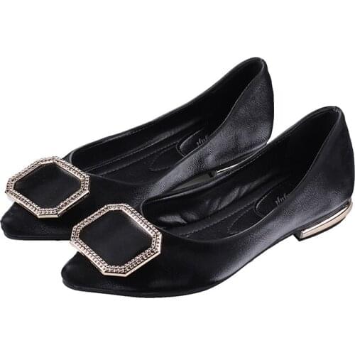 Womens shoes pointed toe shoes 2020 new spring metal buckle rhinestone pumps