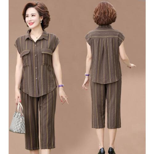 Summer Suit Middle Aged Women Plus Size Short Sleeved Striped Tops + Pants Set Elegant Mother Loose Causal Two Pieces Suits L462