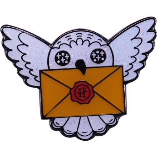 Hedwig glitter pin owl post brooch cute magical witchcraft jewelry beautiful fans decor
