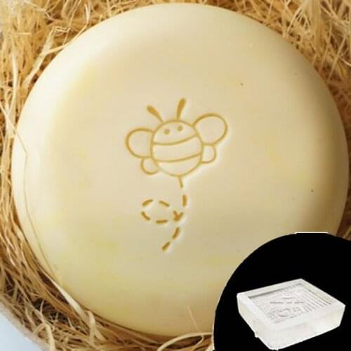 New Cute Bee pattern Resin soap stamp mold chapter natural handmade seal 3cm Acrylic Mini DIY Soap Stamp Chapter