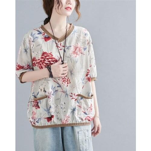 Women Cotton Linen Casual T-shirts New 2021 Summer Simple Style Vintage V-neck Floral Print Loose Female Tops Tees S3649