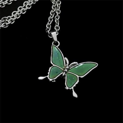 Y1UE Butterfly Gemstone Color Change With Temperature Necklace Butterfly Emotion Feeling Mood Pendant Necklace Jewelry