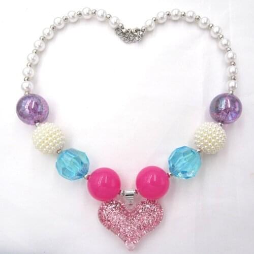 2021 New Toddler Baby Girl Valentines Day Pink Heart Charm Chunky Bubblegum Beads Necklace Birthday Gifts Jewelry For Child