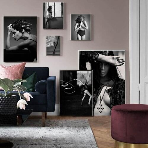 Fashion Wall Art Black White Dancing Woman Print Sexy Female Poster Canvas Art Beauty Wall Pictures Painting Modern Home Decor