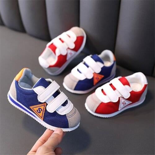 Childrens sports shoes in the spring of 2021 boys the stylish soft bottom shoes baby shoes sneakers casual shoes of the girls