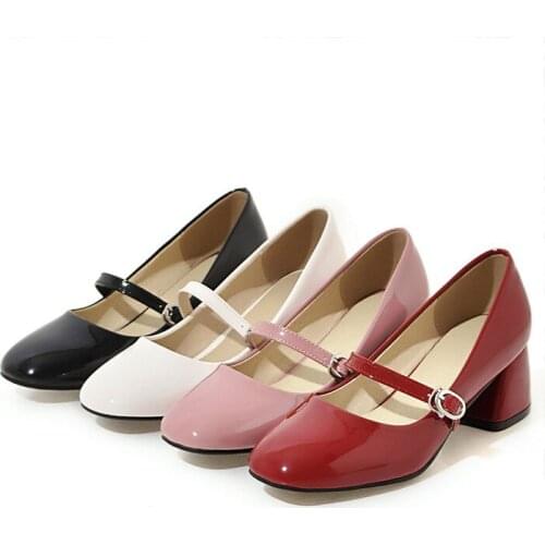 Real picture single shoes female flat summer new word buckle retro low with square head shoes tide Plus Size us10