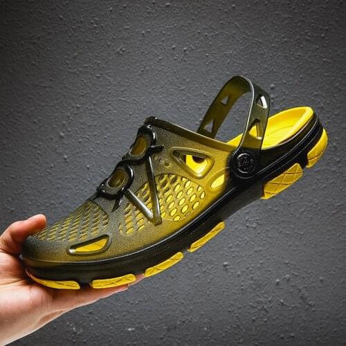 2020 New Summer Mens Sandals Man Hollow Slippers Beach Sandals Outdoor Non-slip Men Jelly Shoes Lighted Casual Shoes Fashion