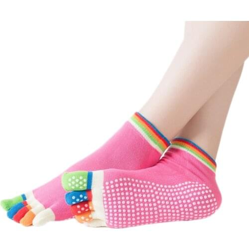 Ladies cotton yoga socks Women professional Yoga socks Non-slip Women five finger Toe Socks Athletic Sport Pilates Massage Socks