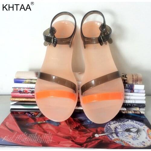 2020 New Women Flat Buckle Summer Sandals Jelly Shoes Open Toe Casual Shoes Female Candy Color Beach Shoes Ladies Fashion