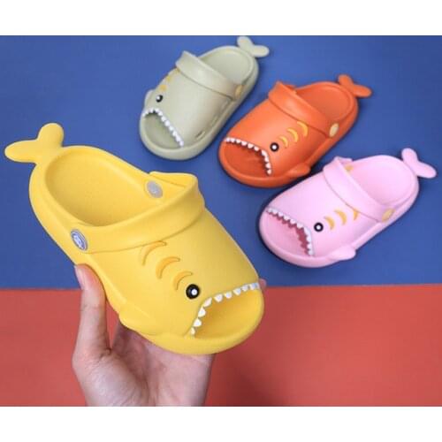 2021 New Children Summer Hole Shoes Baby Light-soled Anti-skid EVA Cute Cartoon Slippers Boys And Girls Small Shark Garden Shoes