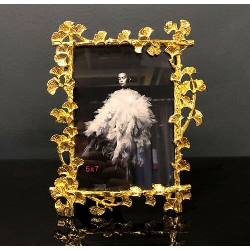 Rectangle Gold Plating Ginkgo Leaf Metal Photo Frame Handmade Tabletop Decor Two Ways 4x6 5x7 inches Zinc Alloy Picture Frame