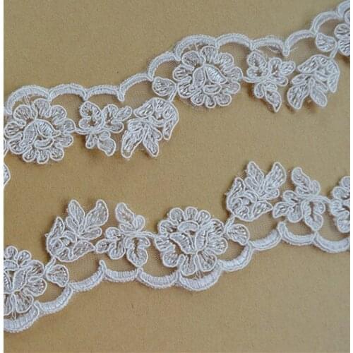 Thin lace trim scallop narrow trim Ivory Bridal Dresses Lace Boarder Trim DIY Veil Trim 10 Yards