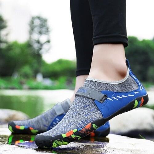 2021 Beach Wading Shoes Men Breathble Quick Dry Upstream Shoes Slip-On Women Aqua Water Shoes Comfortable Swim Bathing Sneaker