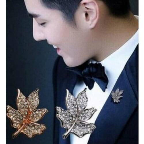 High-grade Mens Suits Japan And Korea Version Of The Small Maple Tree Men And Women Clothing Fine Leaf Brooch Jewelry Wholesale
