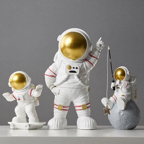 Astronaut Statue Nordic Decor Home Decoration Miniatures Accessories for Living Room Modern Creative Figurine Desk Crafts Gifts
