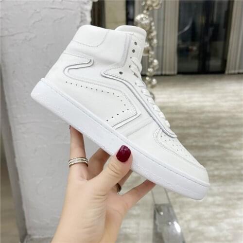 Fashion Lace Up Platform Sneakers Women Round Toe Casual White Woman Vulcanize Shoes Thick Sole Designer Ladies Sneakers 2021
