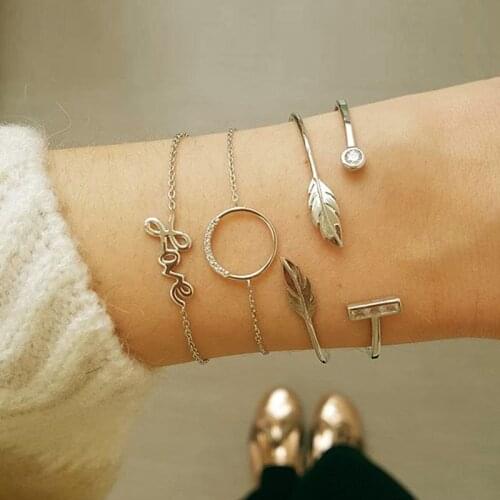 4 Pcs/set Bohemian Womens Fashion Crystal Leaves Love Geometric Chain Gold Bracelet Set Vintage Jewelry Accessories