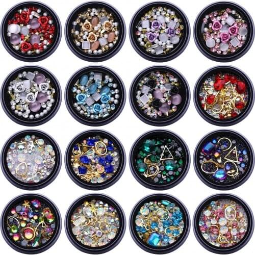 1 Box Colorful Nail Sequins Round And Star Shape Dream Color Mixed Size Series Nails Flakies Paillette 3D Nail Art Decoration