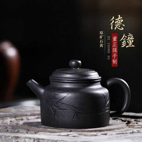 World are recommended yixing the engineering master dong all hand the original ore yellow teapot household DE clock pot