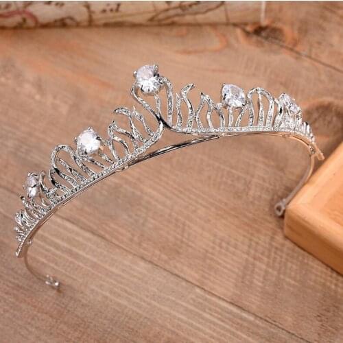 New 1PC Girl Bridal Luxury Princess Wedding Hair Accessories Rhinestone Crown Headband Stunning Crystal Tiara Wedding Crown